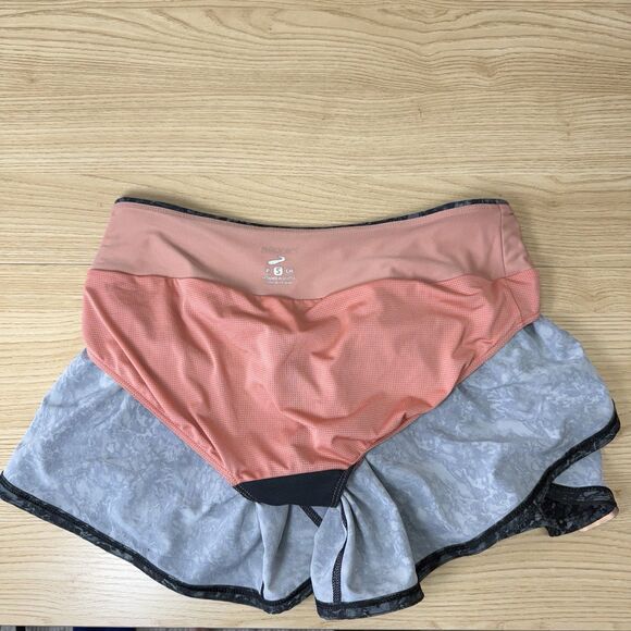 Brooks Chaser Shorts Womens Size Small Gray Lined Stretch Running 5" Inseam Bike - Picture 5 of 9